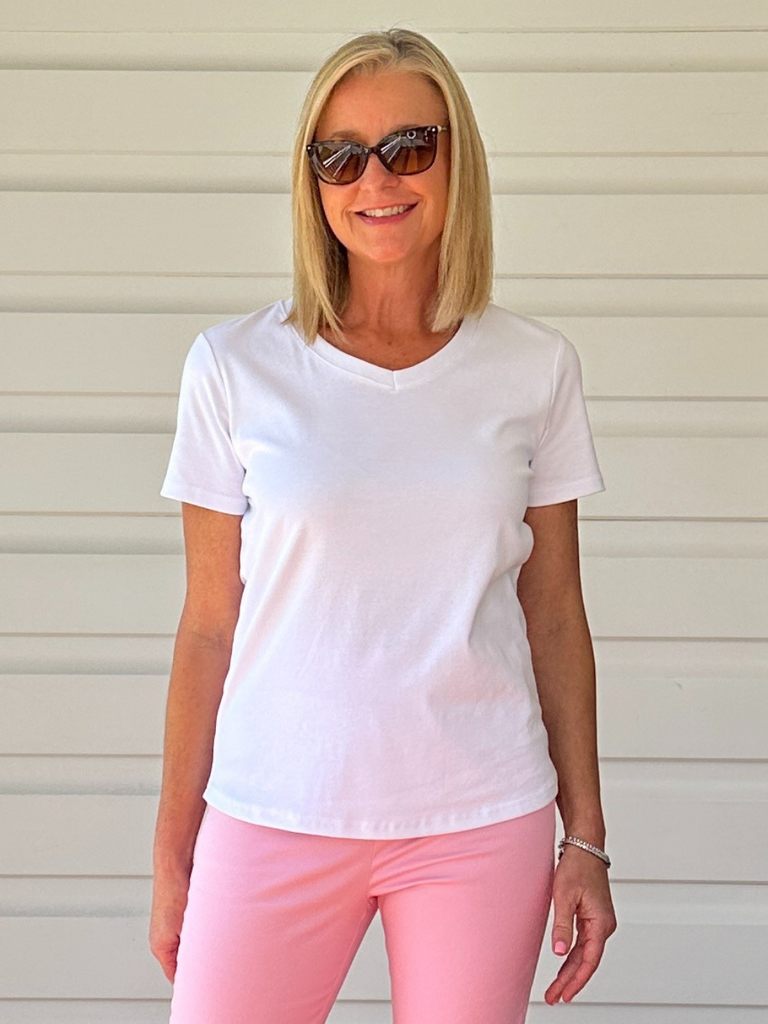 GS V Neckline Tee-WHITE